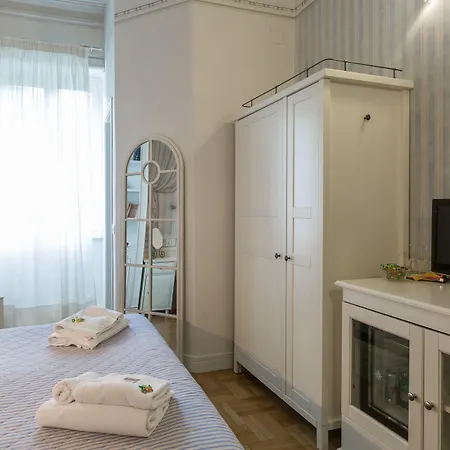 Piazza Del Popolo B&B 로마
