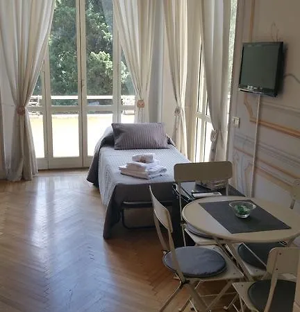 Piazza Del Popolo B&B 로마